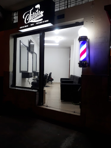 Titan Barbershop - Barbería