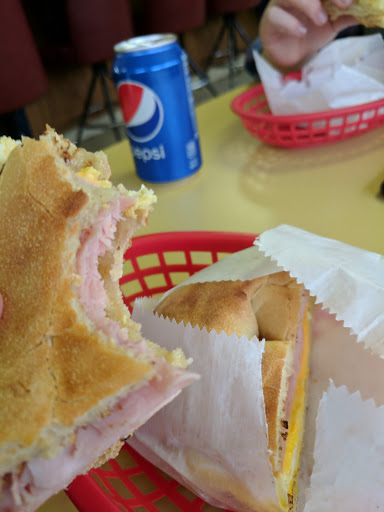 Donut Shop «Donut Castle», reviews and photos, 11831 E 13 Mile Rd, Warren, MI 48093, USA