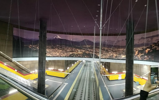 Metro de Quito - Estación Iñaquito