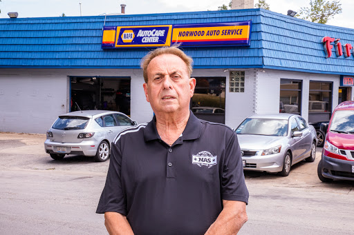 Auto Repair Shop «Norwood Auto Service», reviews and photos, 6055 N Northwest Hwy, Chicago, IL 60631, USA