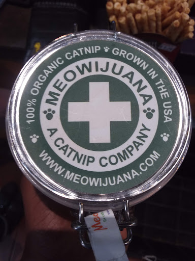 Pet Supply Store «The Urban Pet», reviews and photos, 7515 Beverly Blvd, Los Angeles, CA 90036, USA