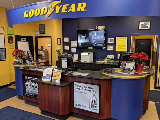 Auto Repair Shop «Hogan & Sons Tire and Auto», reviews and photos, 2421 Centreville Rd, Herndon, VA 20171, USA