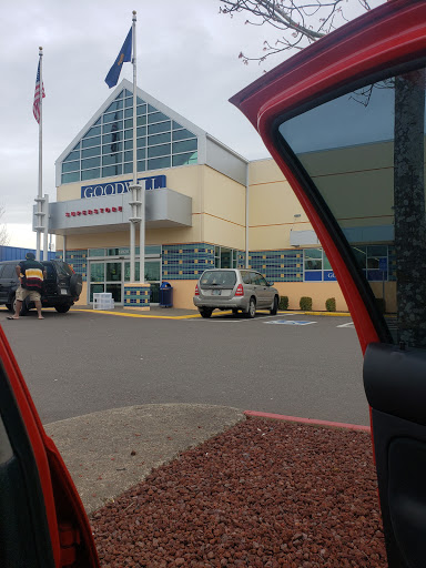 Thrift Store «Goodwill Thrift Store», reviews and photos, 13920 SW Pacific Hwy, Tigard, OR 97223, USA