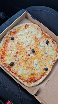 Plats et boissons du Pizzeria Le Kiosque à Pizzas à Savigneux - n°2