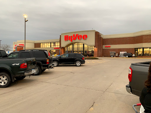 Supermarket «Hy-Vee», reviews and photos, 1700 E Washington St, Mt Pleasant, IA 52641, USA