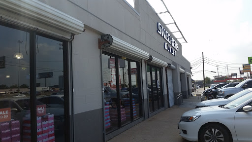 Shoe Store «SKECHERS Factory Outlet», reviews and photos, 8460 Gulf Fwy, Houston, TX 77017, USA