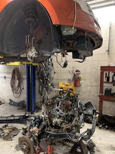 Auto Repair Shop «Dix Auto Clinic», reviews and photos, 18809 Dix Rd, Melvindale, MI 48122, USA