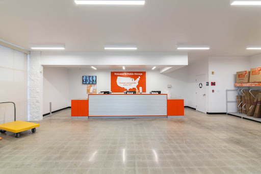 Self-Storage Facility «Public Storage», reviews and photos, 19102 E Walnut Dr N, Rowland Heights, CA 91748, USA