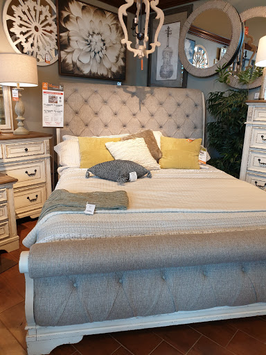 Furniture Store «Ashley HomeStore», reviews and photos, 24001 El Toro Rd, Laguna Hills, CA 92653, USA