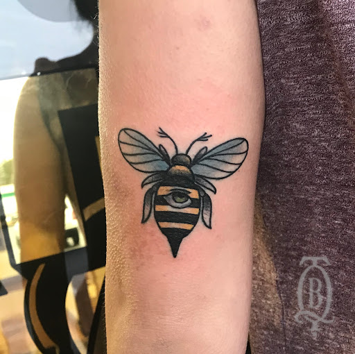 Explore small colourful tattoo ideas, creative tattoo ideas in Marietta, available at The Queen Bee Tattoo and Piercing Parlour