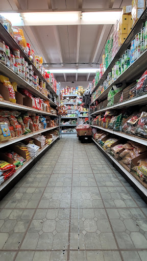 Asian Grocery Store «Asian Supermarket», reviews and photos, 733 E Archwood Ave, Akron, OH 44306, USA