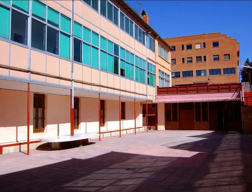Colegio La Visitación de Nuestra Señora-Saldaña en Burgos