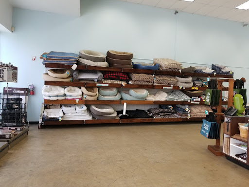 Pet Supply Store «Centinela Feed & Pet Supplies», reviews and photos, 11055 W Pico Blvd, Los Angeles, CA 90064, USA