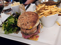 Hamburger du Restaurant français Le Petit Marcel à Paris - n°6