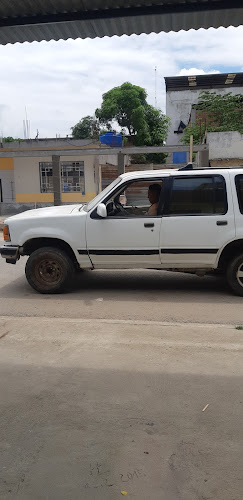 Tienda El Arbolito - Tienda de ultramarinos