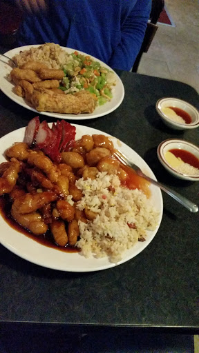 American Restaurant «Foon Hing Yuen Restaurant & Lounge», reviews and photos, 3138 SW Hwy 101, Lincoln City, OR 97367, USA