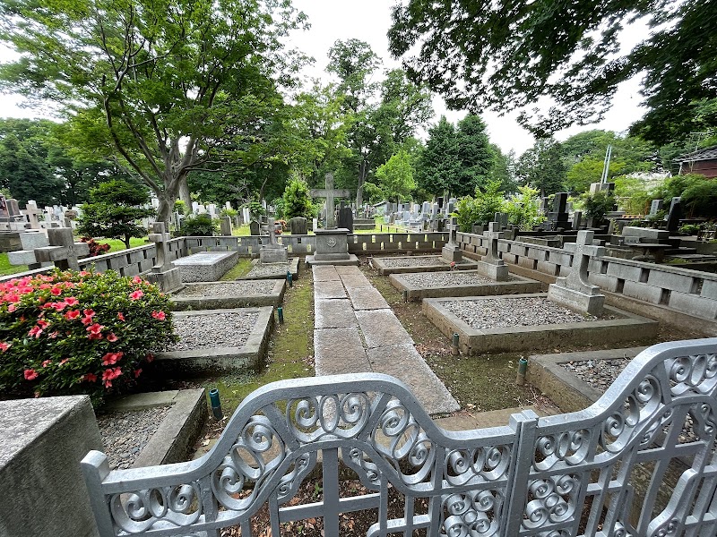 聖心会ミッショナリーの墓地