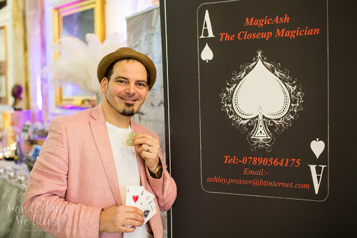MagicAsh - Wales' Unique magician