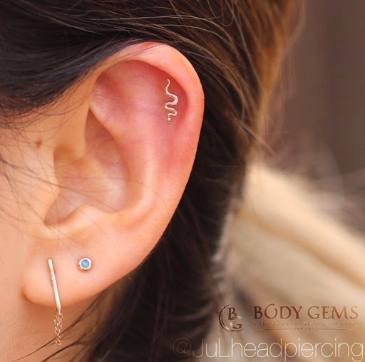 Explore tattoo ideas for losing a loved one, creative tattoo ideas in Alhambra, available at JuL head