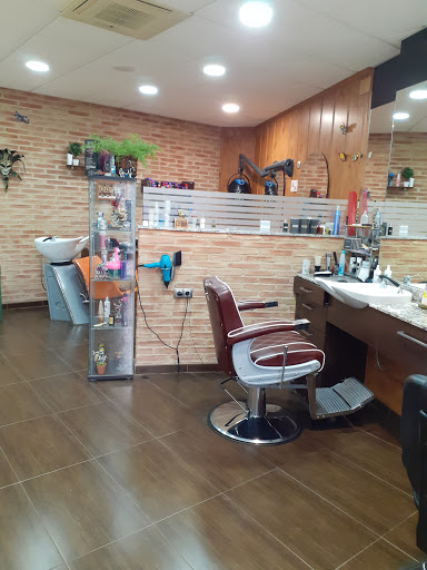 Fandos Peluquería en Fuentes de Ebro, Zaragoza