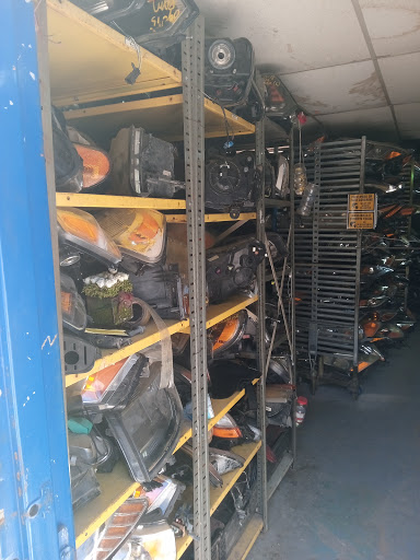 Auto Body Parts Supplier «Auto Parts Place Used & New», reviews and photos, 4417 E Jefferson St, Grand Prairie, TX 75051, USA