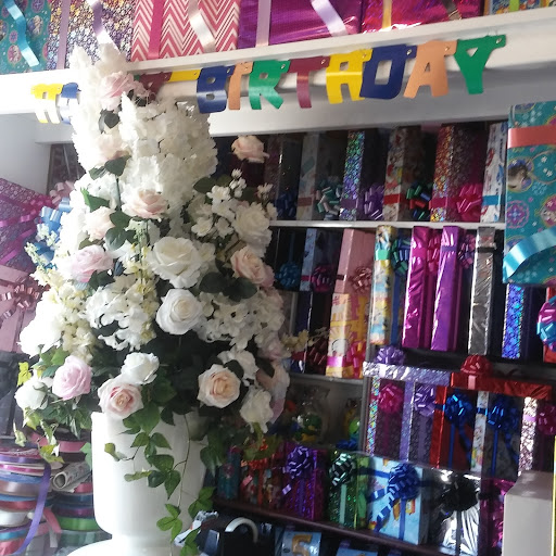Florist «State Street Flowers & More», reviews and photos, 8401 State St, South Gate, CA 90280, USA