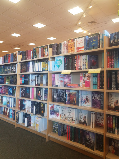 Book Store «Barnes & Noble», reviews and photos, 2960 Center Valley Pkwy, Center Valley, PA 18034, USA