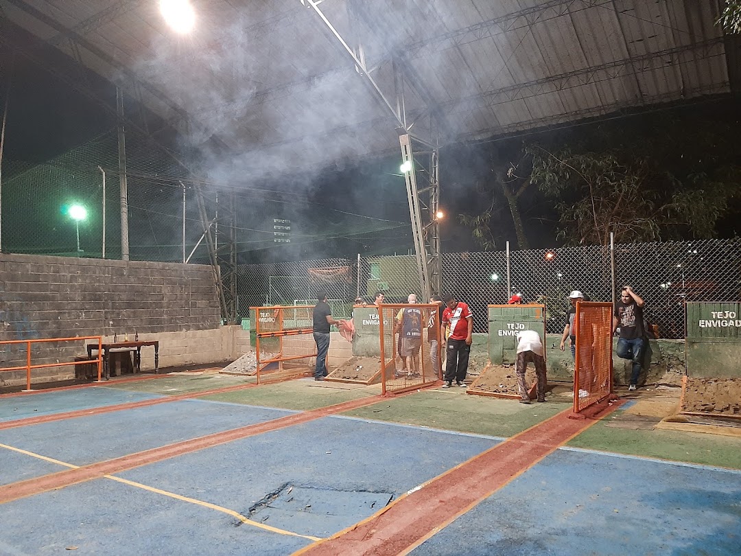 Cancha de Tejo Polideportivo Sur
