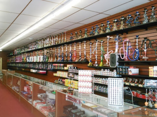 Tobacco Shop «oasis smoke shop», reviews and photos, 4212 Union Rd, Cheektowaga, NY 14225, USA