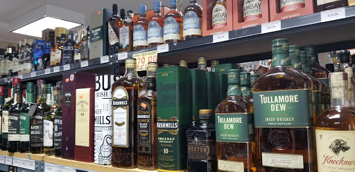 Liquor Store «Thornton Package», reviews and photos, 535 Maxham Rd, Lithia Springs, GA 30122, USA