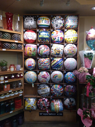 Grocery Store «Vons», reviews and photos, 311 W Los Feliz Rd, Glendale, CA 91204, USA