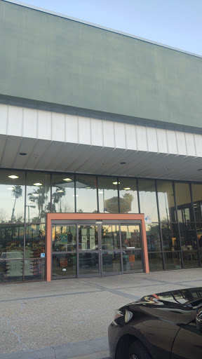 Paint Store «Dunn-Edwards Paints - Culver City», reviews and photos, 5777 W Washington Blvd, Culver City, CA 90232, USA