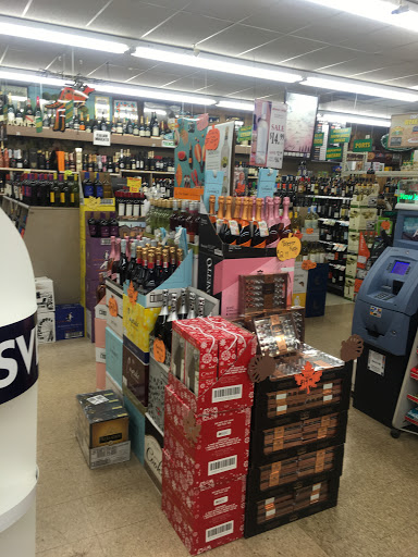 Liquor Store «Warren County Liquors LLC», reviews and photos, 260 W Washington Ave, Washington, NJ 07882, USA