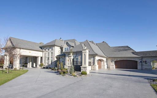 Roofing Contractor «Brad Van Weelden Company», reviews and photos, 767 NE Broadway Ave, Des Moines, IA 50313, USA