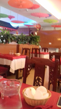 Atmosphère du Restaurant chinois Autour d'Olivet - n°2
