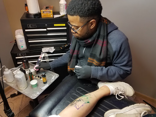 Tattoo Shop «Moving Shadow Ink», reviews and photos, 4328 W Forest Home Ave, Milwaukee, WI 53219, USA
