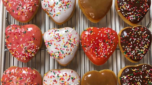 Donut Shop «Kolache Donut Express», reviews and photos, 10110 Woodlands Pkwy #300, Spring, TX 77382, USA