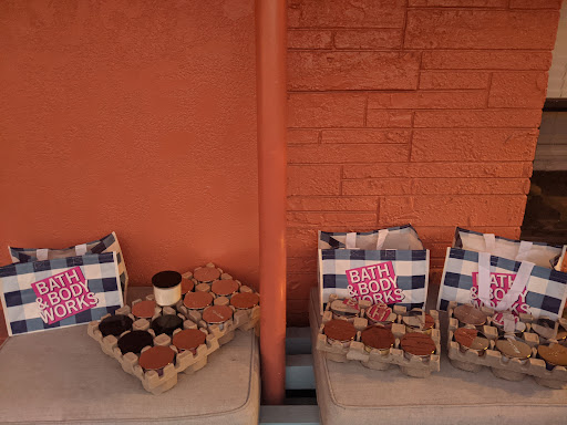 Beauty Supply Store «Bath & Body Works», reviews and photos, 2024 S University Dr, Davie, FL 33324, USA