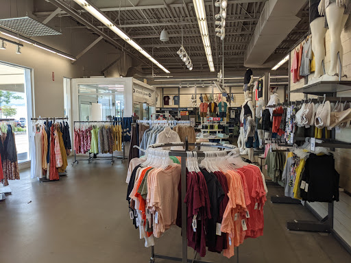 Clothing Store «Old Navy», reviews and photos, 7665 Academy Blvd N, Colorado Springs, CO 80920, USA