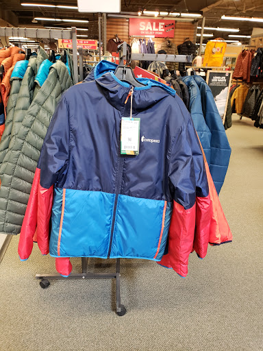 Camping Store «REI», reviews and photos, 200 Ridge Pike #115, Conshohocken, PA 19428, USA