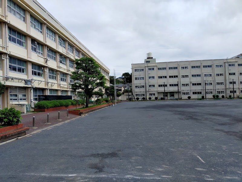 横浜市立西柴中学校