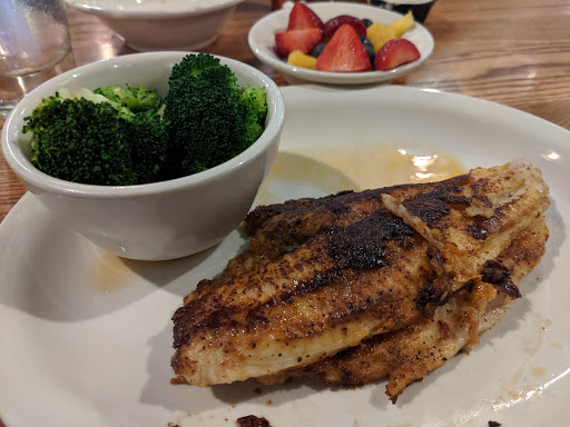 American Restaurant «Cracker Barrel Old Country Store», reviews and photos, 427 N Broadway, Pennsville, NJ 08070, USA