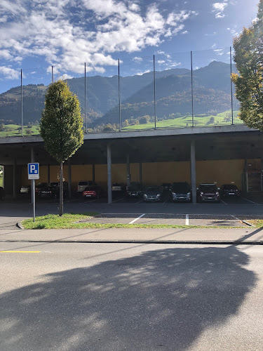 Rezensionen über Strandbad Parkplatz in Sarnen - Parkhaus