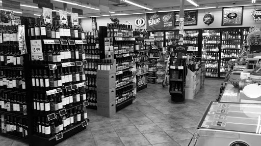 Liquor Store «Royal Liquor», reviews and photos, 1703 E 11 Mile Rd, Royal Oak, MI 48067, USA