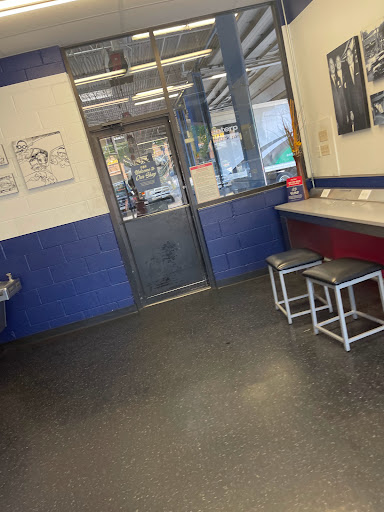 Auto Parts Store «Pep Boys Auto Parts & Service», reviews and photos, 1212 N Collins St, Arlington, TX 76011, USA