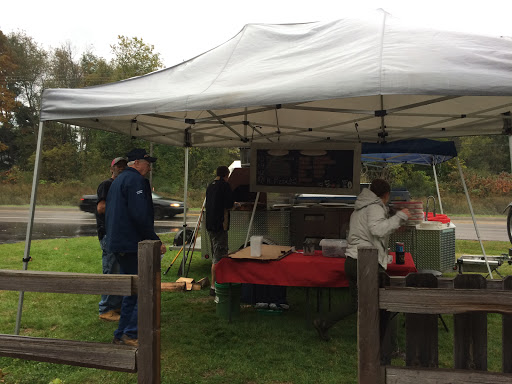 Wine Store «Lawton Ridge Winery», reviews and photos, 8456 Stadium Dr, Kalamazoo, MI 49009, USA