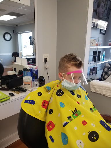 Barber Shop «S&K Barber Shop», reviews and photos, 5555 Nesconset Hwy, Mt Sinai, NY 11766, USA