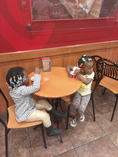 Ice Cream Shop «Cold Stone Creamery», reviews and photos, 9320 W Broad St D, Henrico, VA 23294, USA