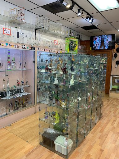 Tobacco Shop «Smoke Zone», reviews and photos, 2015 Garnet Ave #104, San Diego, CA 92109, USA