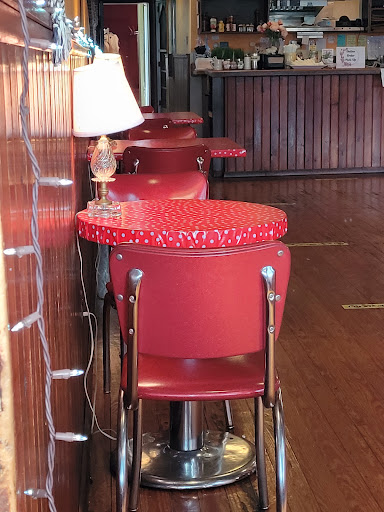 Vegetarian Restaurant «Longbranch Cafe and Bakery», reviews and photos, 100 E Jackson St, Carbondale, IL 62901, USA